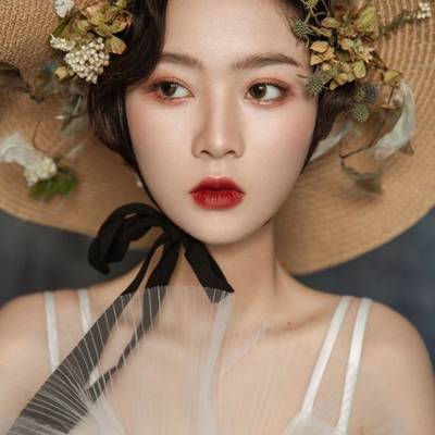 妆容模特