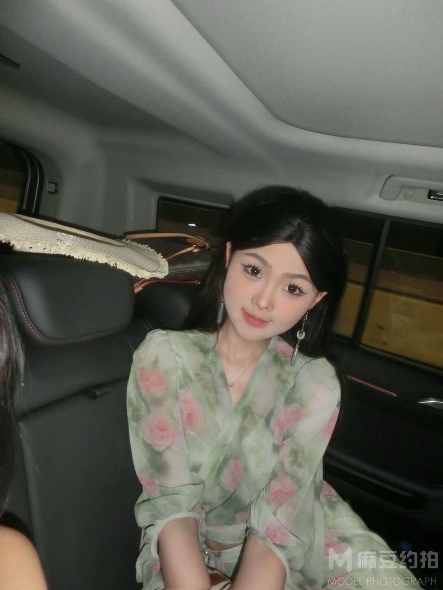 民国模特
