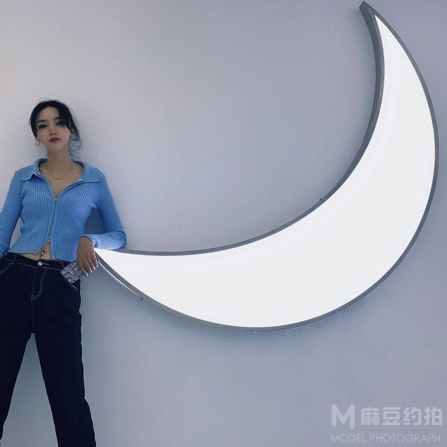 妆容模特