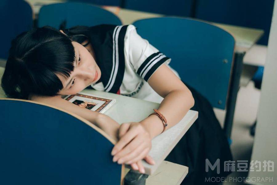 校园模特