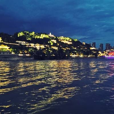 夜景模特
