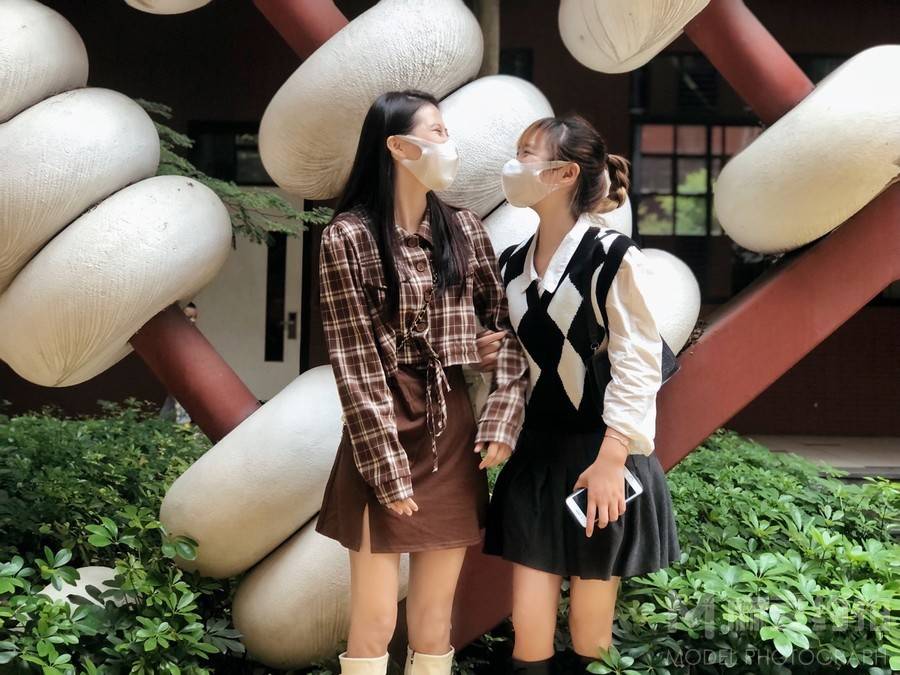 校园模特