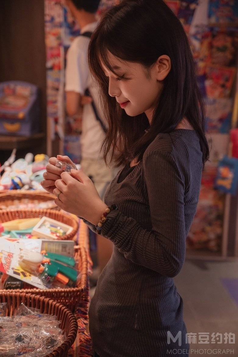 胶片模特