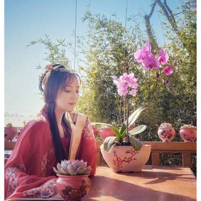 汉服模特