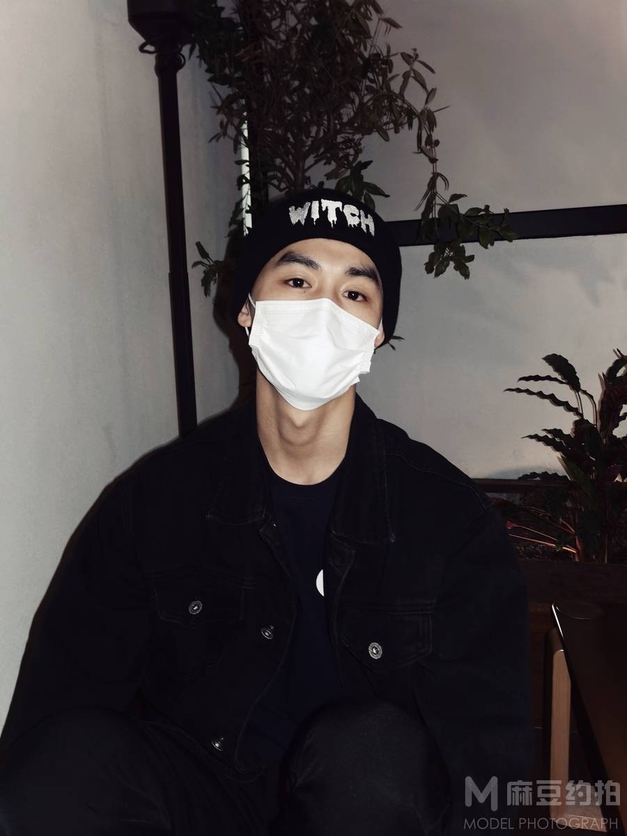 胶片模特
