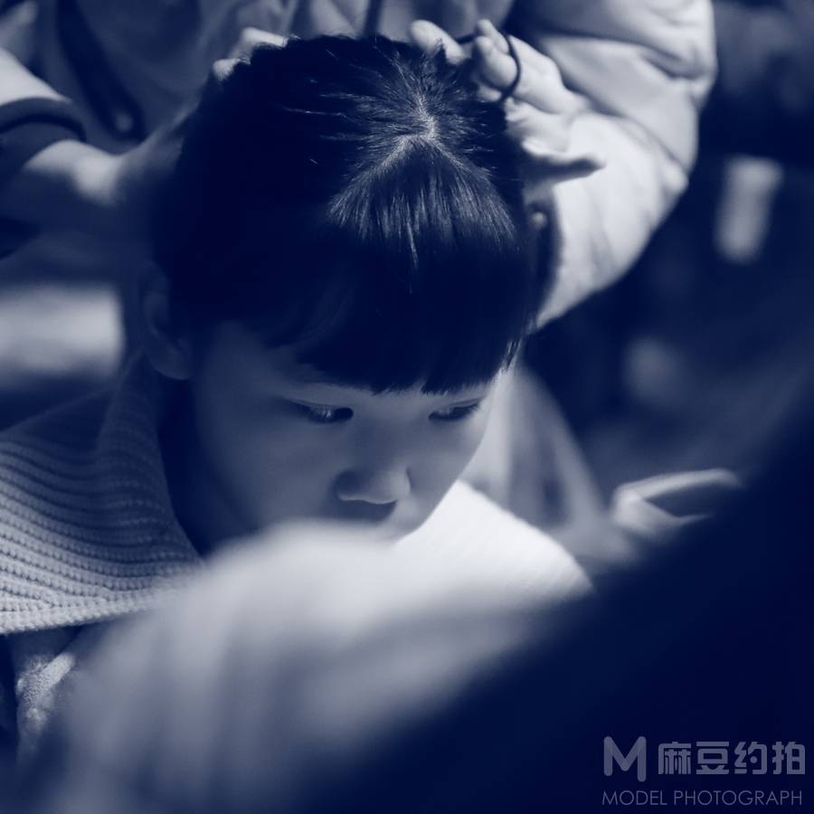 黑白模特