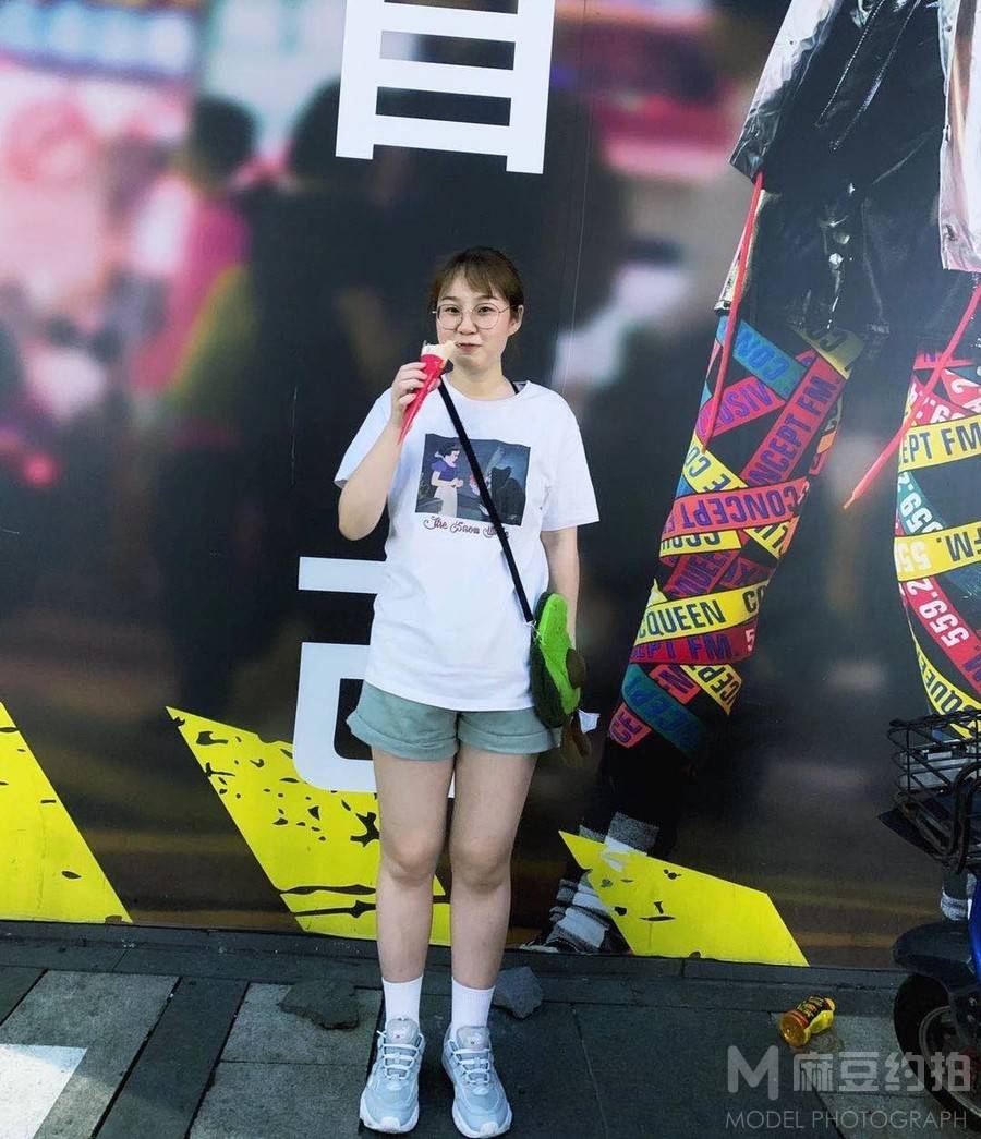 清新模特
