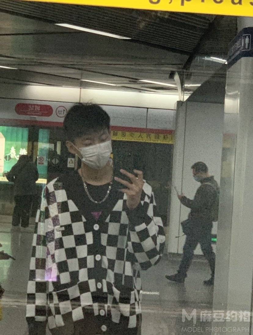 校园模特