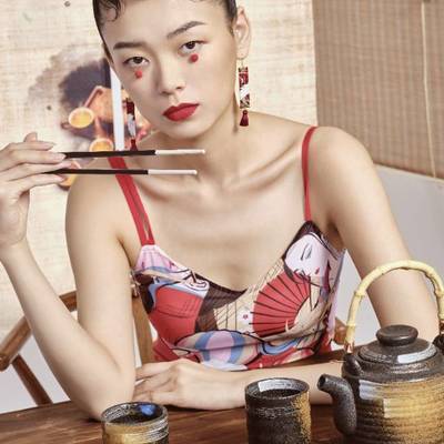 妆容模特