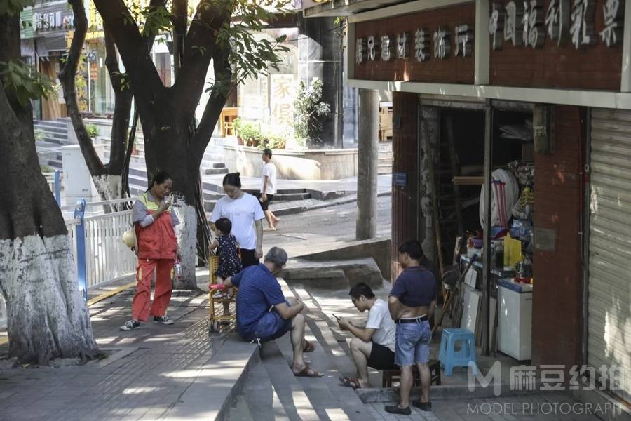 纪实模特