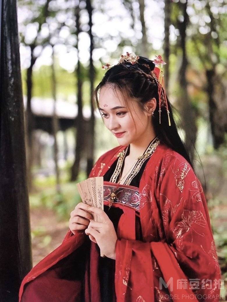 妆容模特