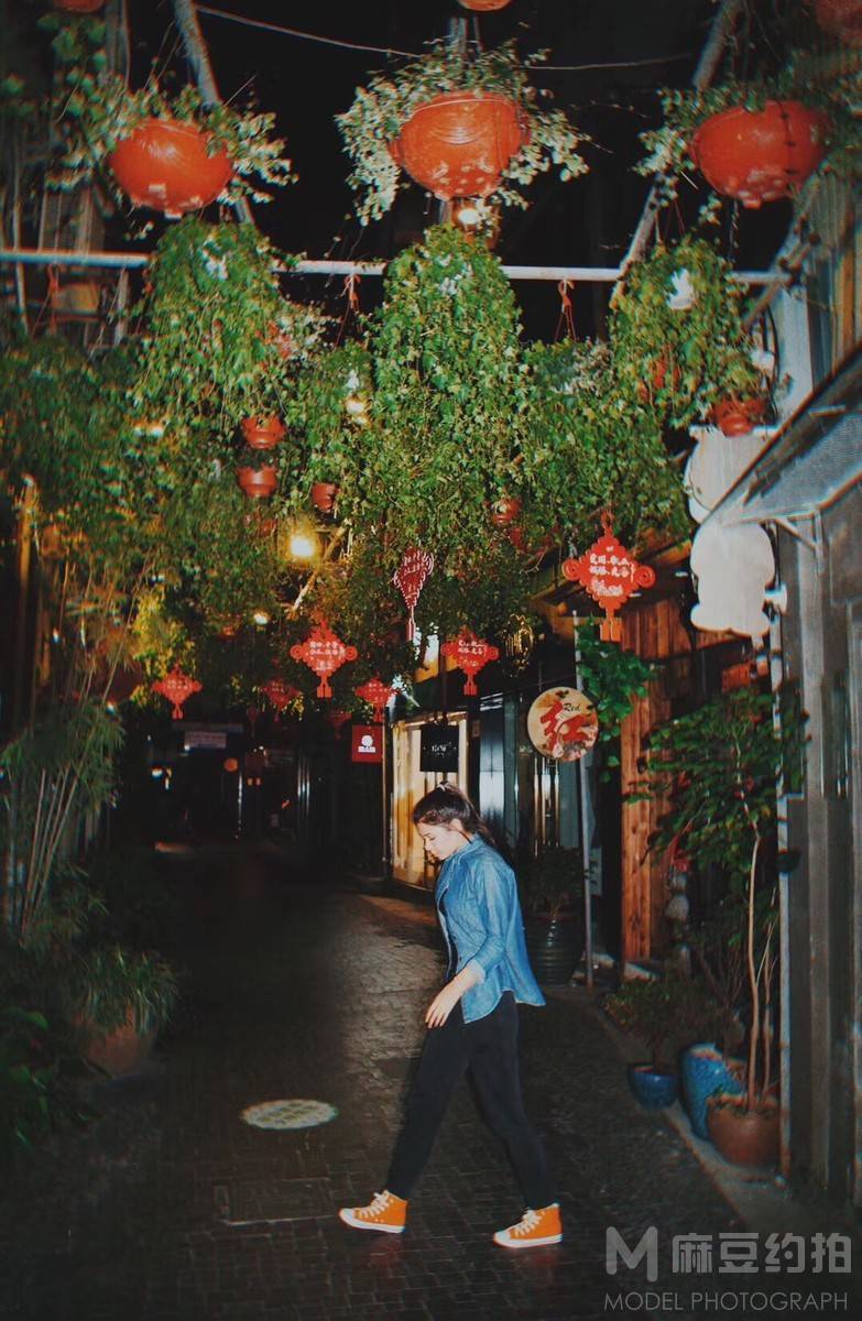 妆容模特