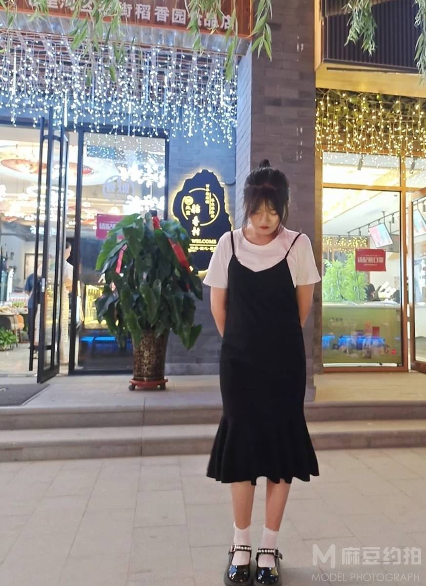 胶片模特