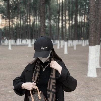 黑白模特