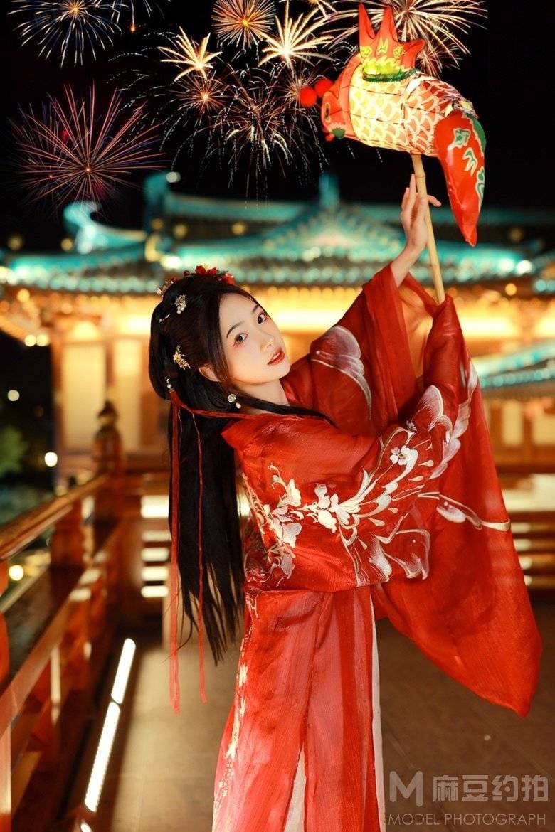 汉服模特