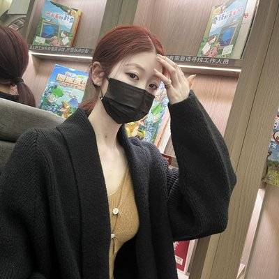 黑白模特