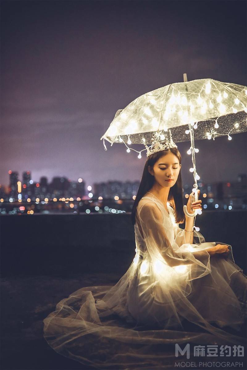 夜景模特