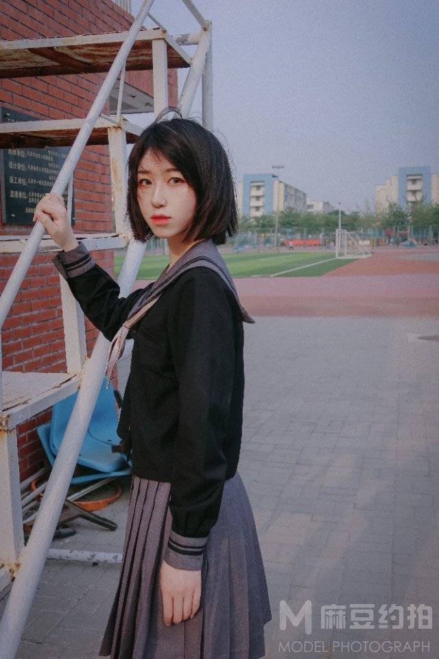 校园模特