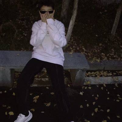 黑白模特