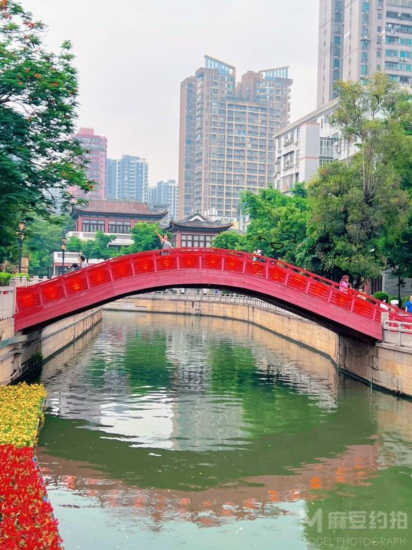 纪实模特