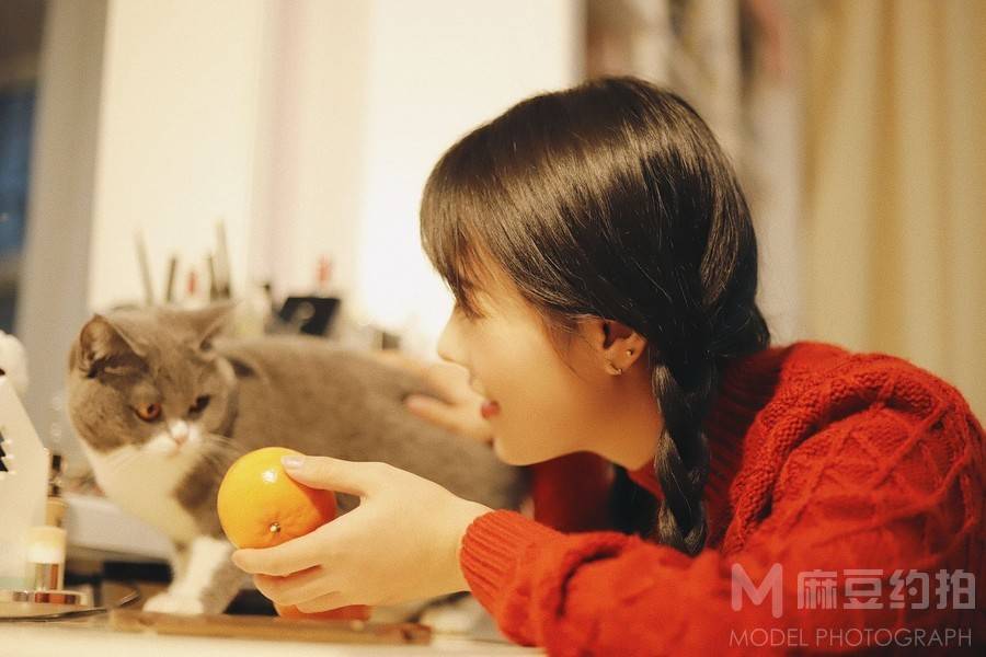 情绪模特