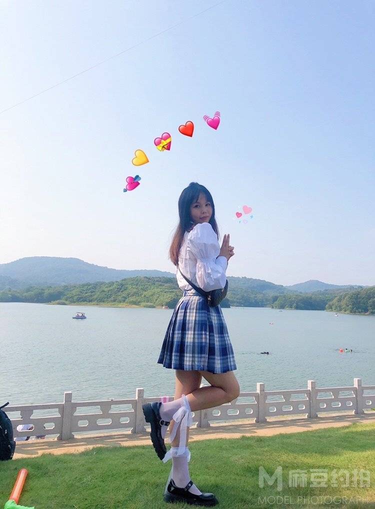 校园模特