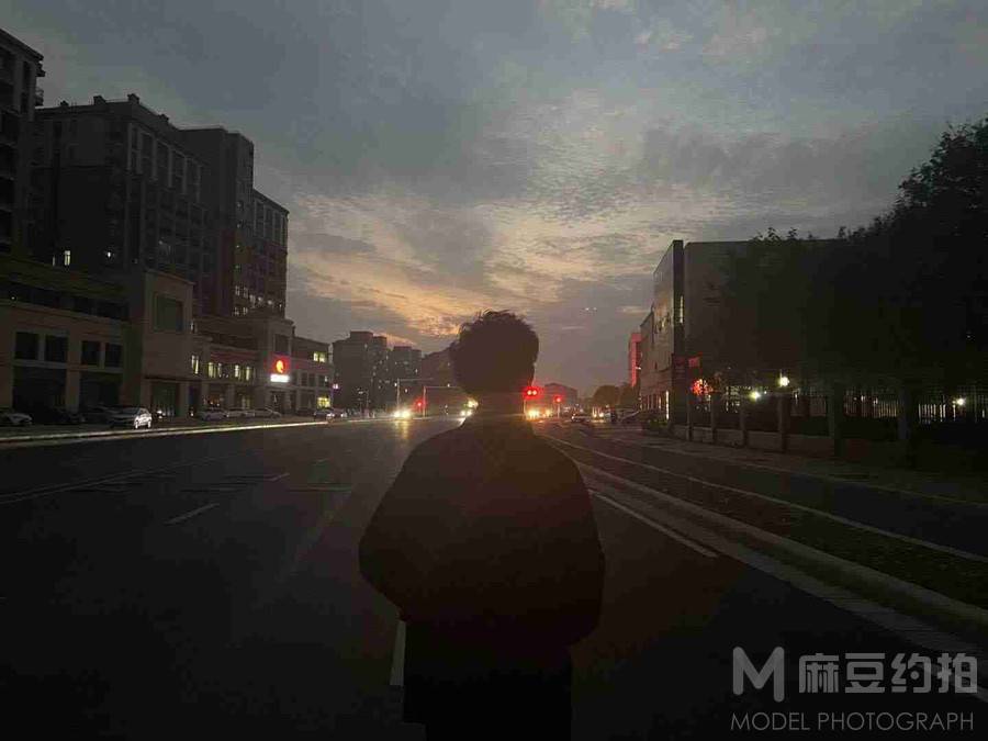 夜景模特