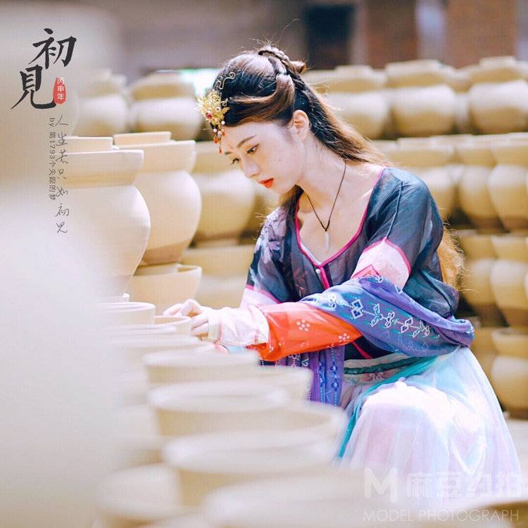 汉服模特