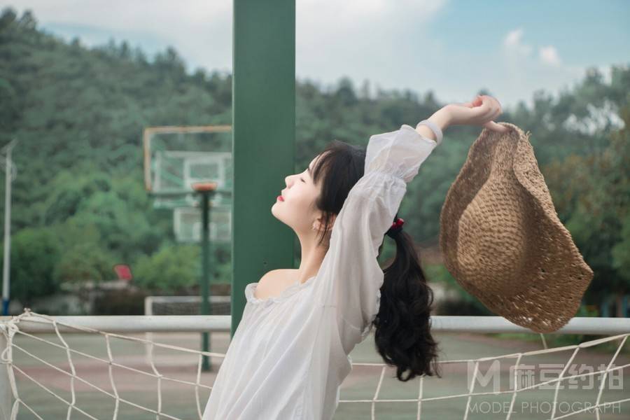 校园模特