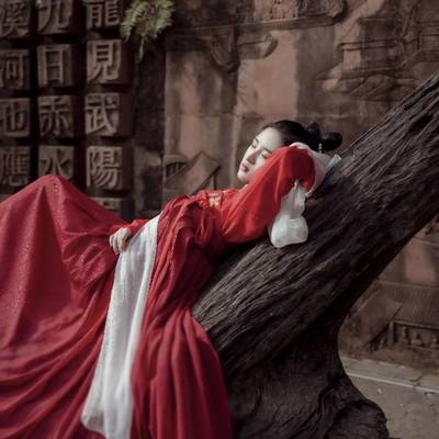 汉服模特