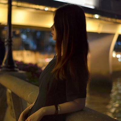 夜景模特