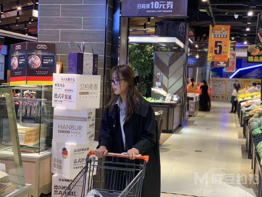 少女模特