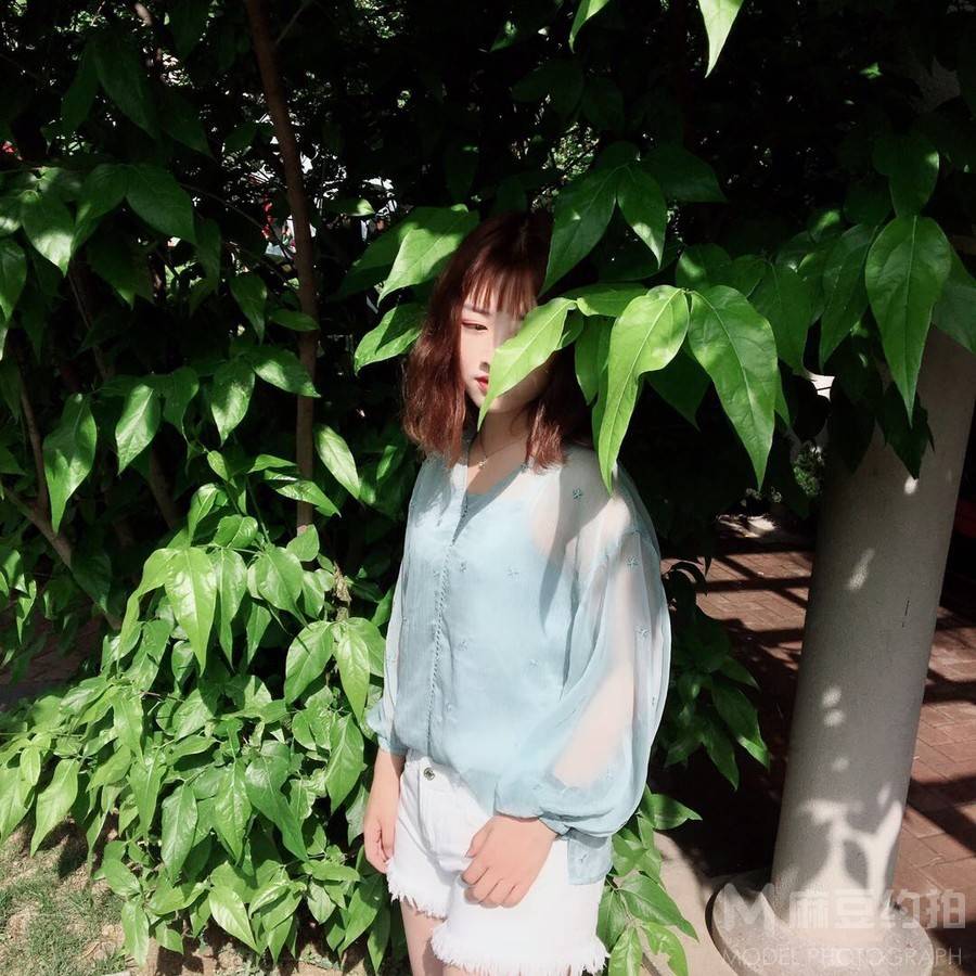 校园模特