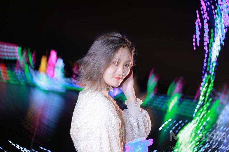 夜景模特