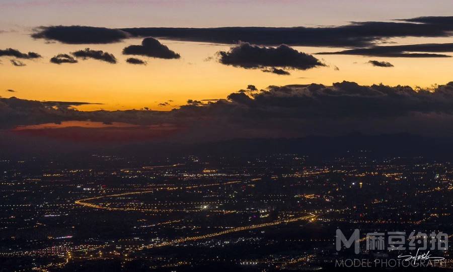 夜景模特