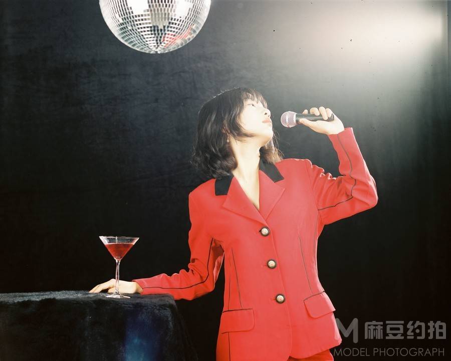 胶片模特