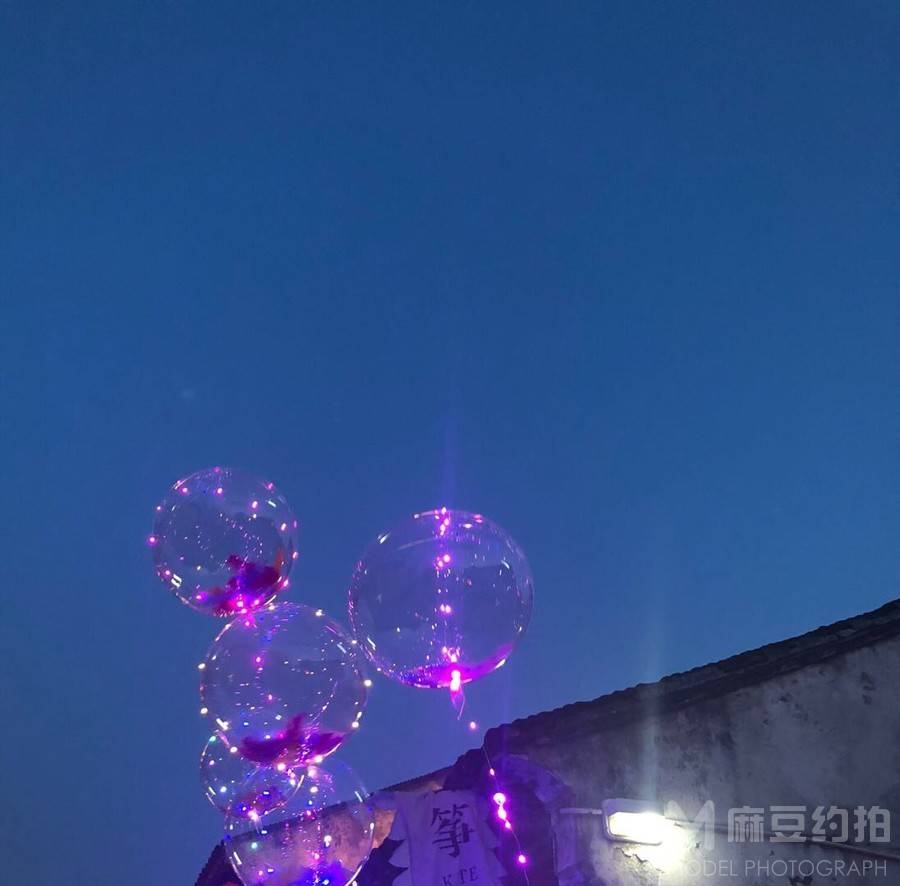 夜景模特