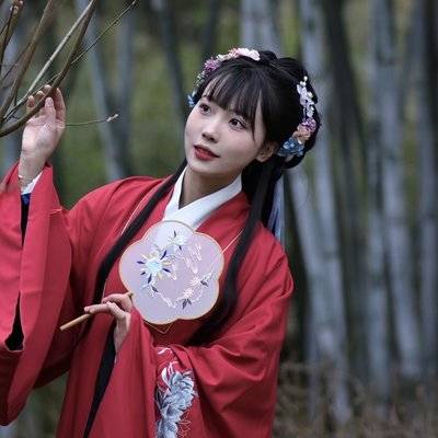 汉服模特