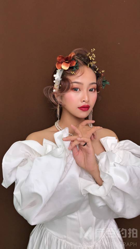 妆容模特