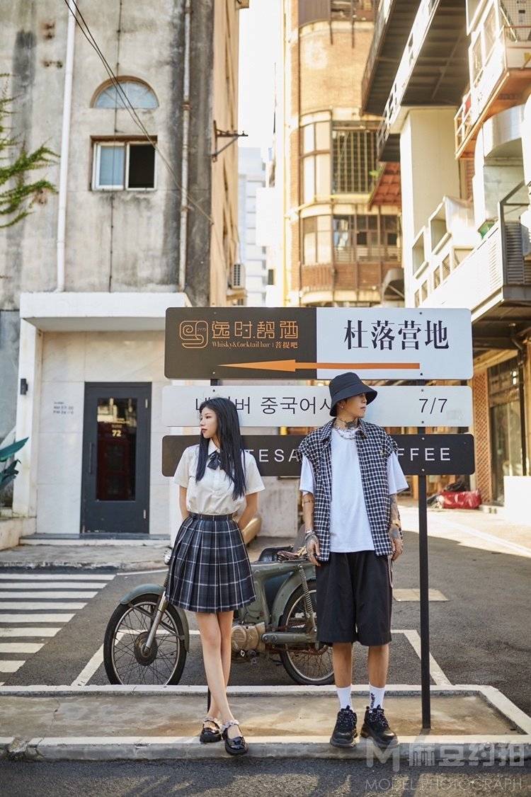 校园模特