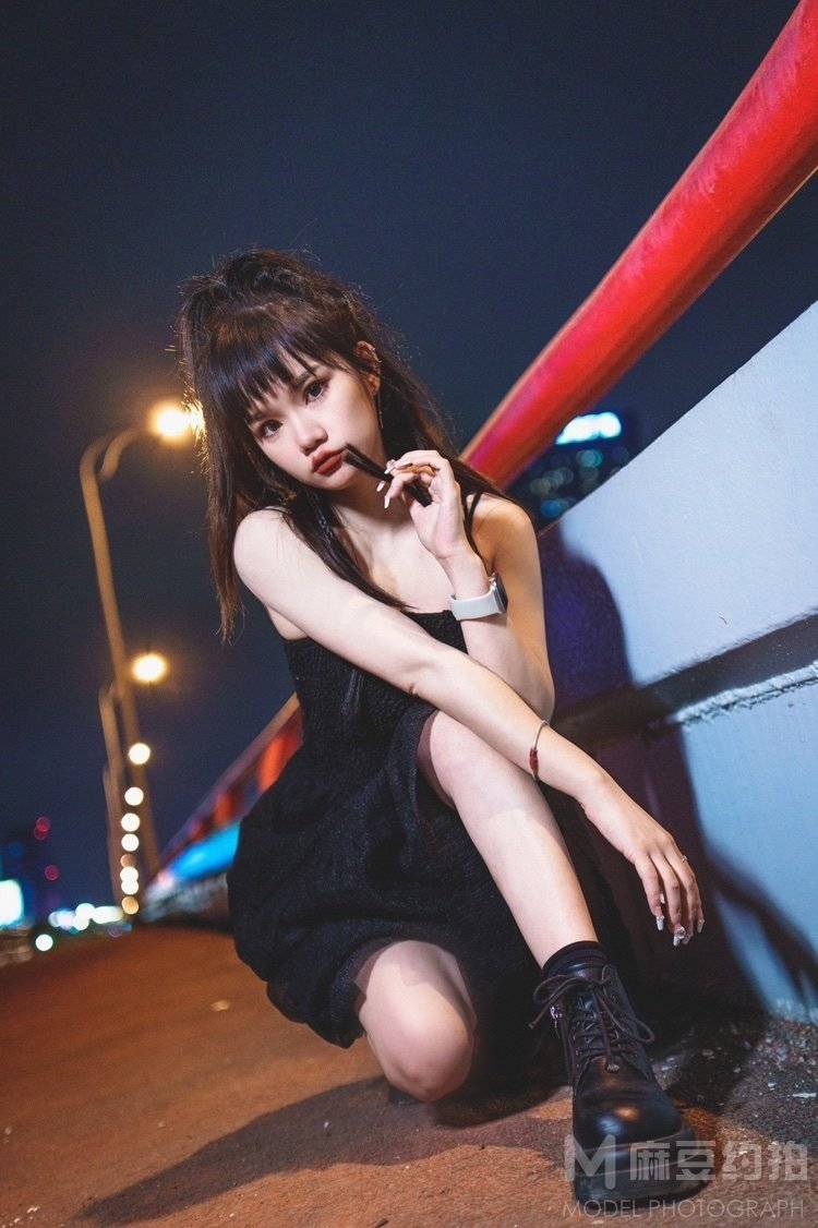 夜景模特
