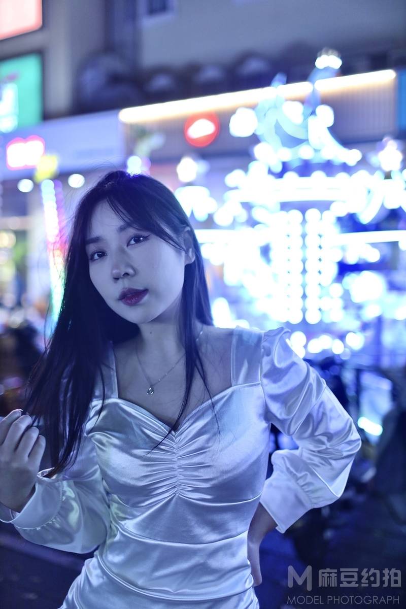 夜景模特