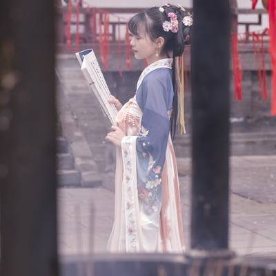 汉服模特