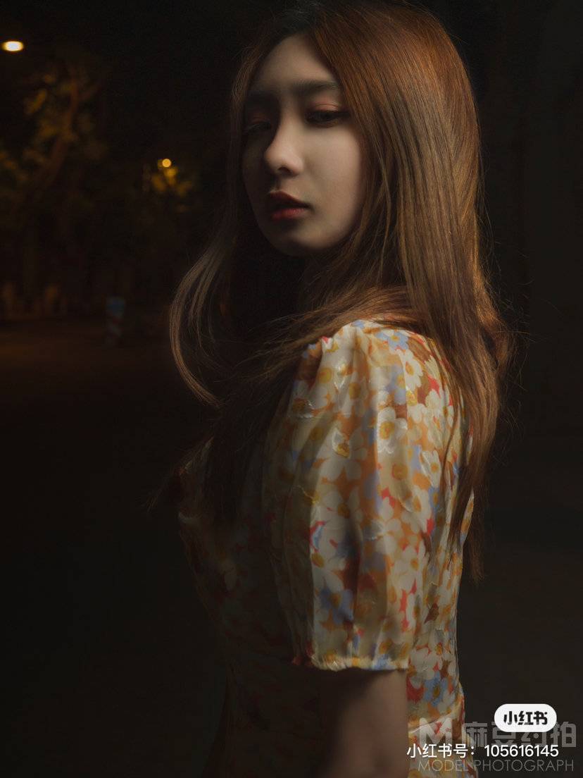 夜景模特