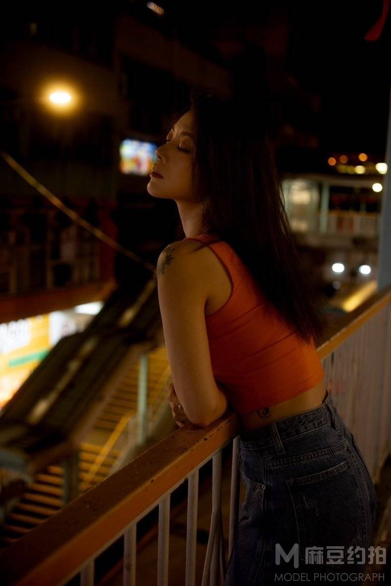 夜景模特