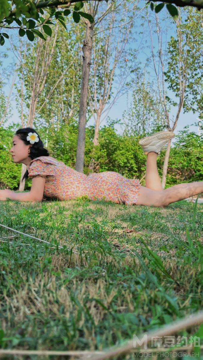 清新模特
