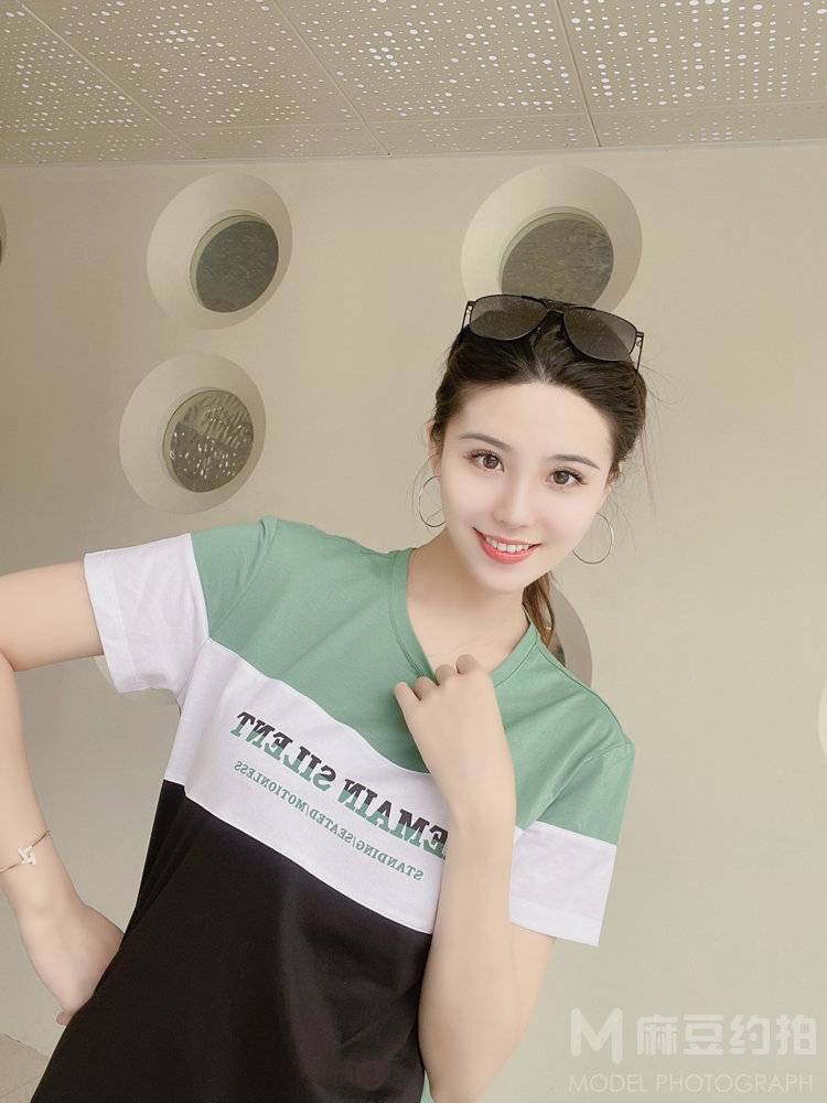 商务模特