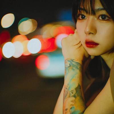 情绪模特