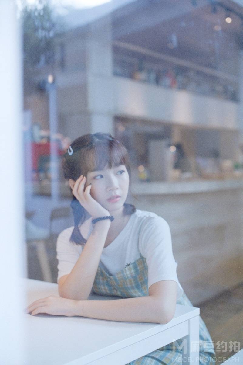 胶片模特