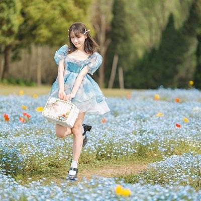 清新模特